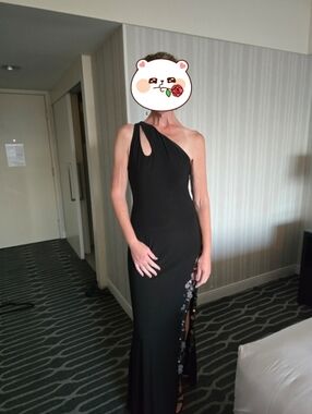 Black One-Shoulder Sequin-Accent Evening Dress